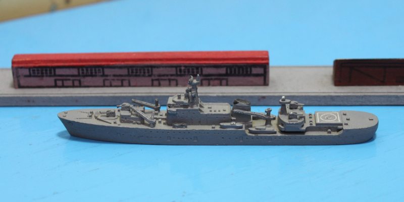 U-Boot-Tender "Ugra" (1 St.) SU 1963 Delphin D 132